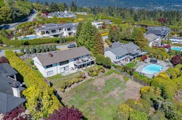 820 Knockmaroon RD West Vancouver, West Vancouver Apartments for sale, MLS® R3007515