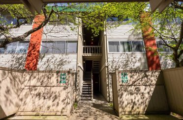 842 Westview Crescent North Vancouver, North Vancouver Apartments for sale, MLS® R3000291