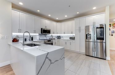 9 1705 Parkway BLVD Coquitlam, Coquitlam Apartments for sale, MLS® R3008937