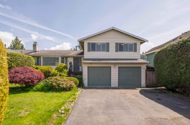 9042 Fircrest DR Delta, Delta Apartments for sale, MLS® R3002496