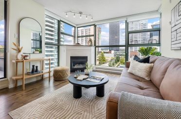 906 4398 Buchanan ST Burnaby, Burnaby Apartments for sale, MLS® R3008354