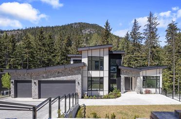 9113 Riverside DR Whistler, Whistler Apartments for sale, MLS® R2997708