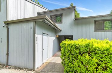 930 Blackstock RD Port Moody, Port Moody Apartments for sale, MLS® R3009645