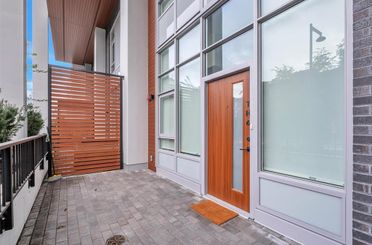TH6 10448 University DR Surrey, Surrey Apartments for sale, MLS® R2980350