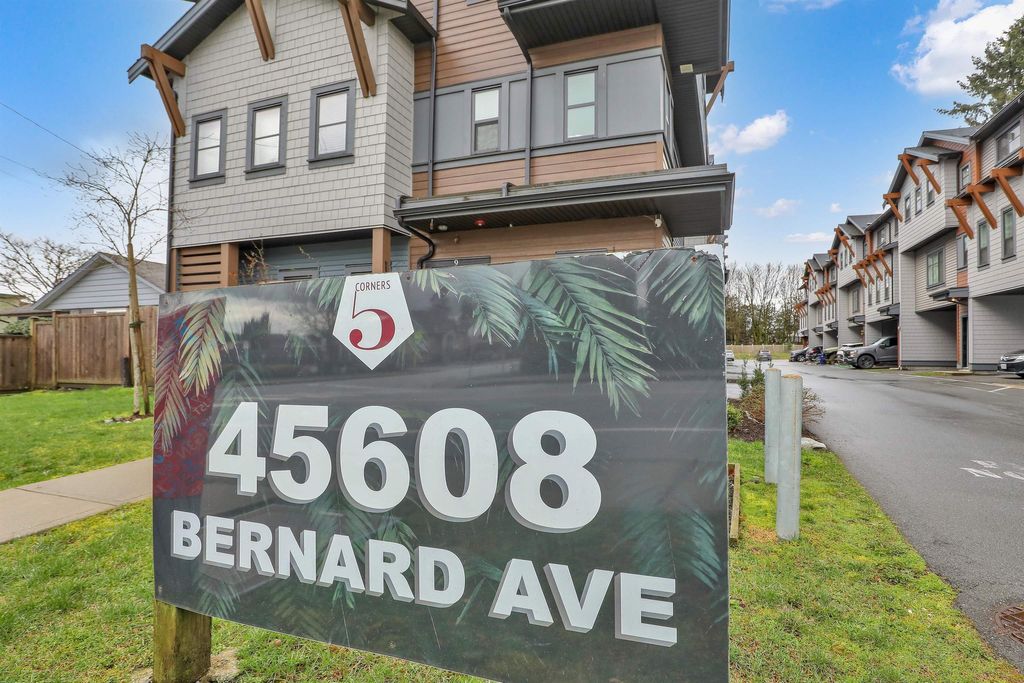 10 45608 Bernard AVE Chilliwack, Chilliwack Homes for sale, MLS® R2981046