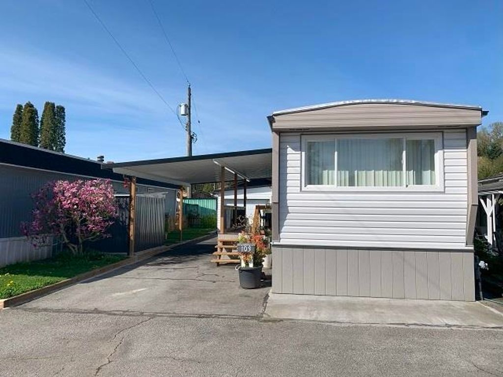 103 201 Cayer ST Coquitlam, Coquitlam Houses for sale, MLS® R2990216