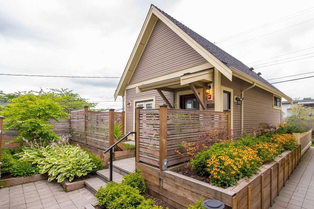 1057 Salsbury DR Vancouver, Vancouver Houses for sale, MLS® R2979806