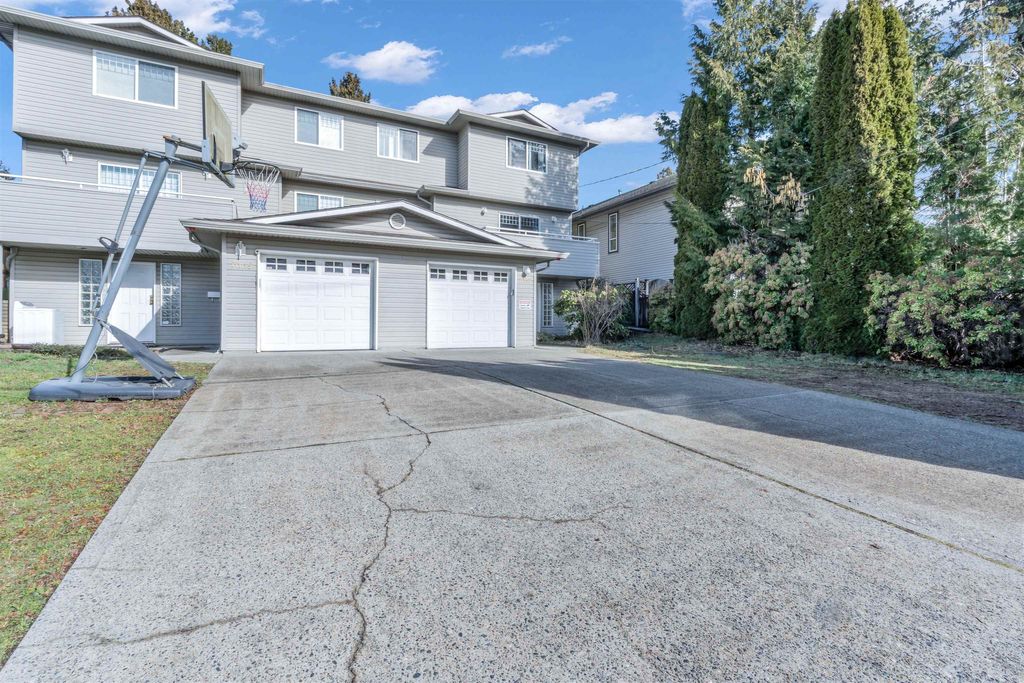 1067 Dansey AVE Coquitlam, Coquitlam Real Estate for sale, MLS® R2968125