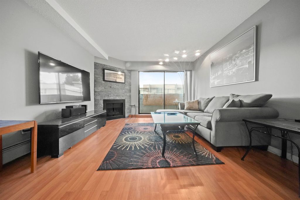 109-341 W 3rd ST North Vancouver, North Vancouver Condo for sale, MLS® R2958289