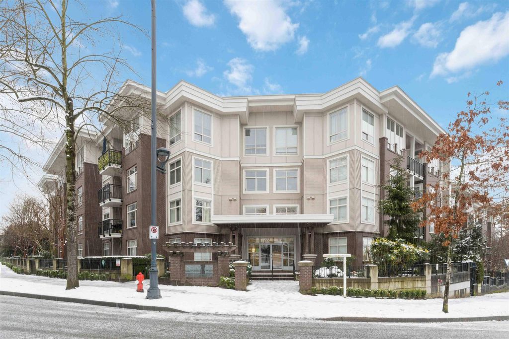 110-13555 Gateway DR Surrey, Surrey Apartments for sale, MLS® R2962301