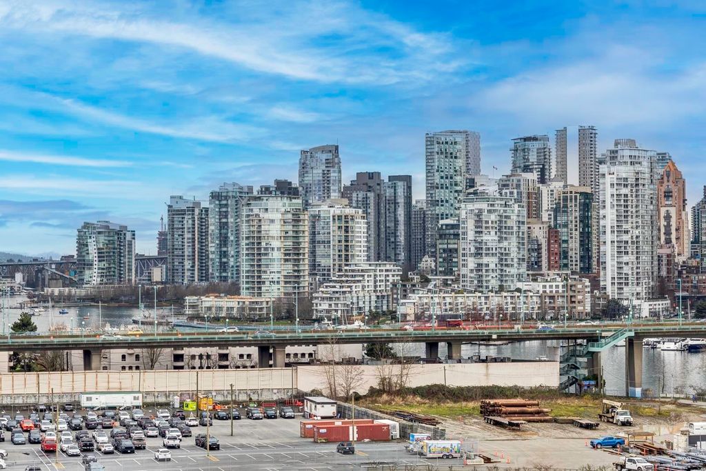 1105-1768 Cook ST Vancouver, Vancouver Condo for sale, MLS® R2954444