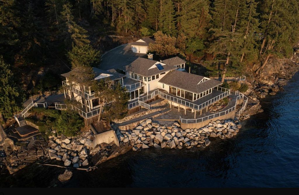 11113 Sunshine Coast HWY Halfmoon Bay, Halfmoon Bay Home for sale, MLS® R2991150