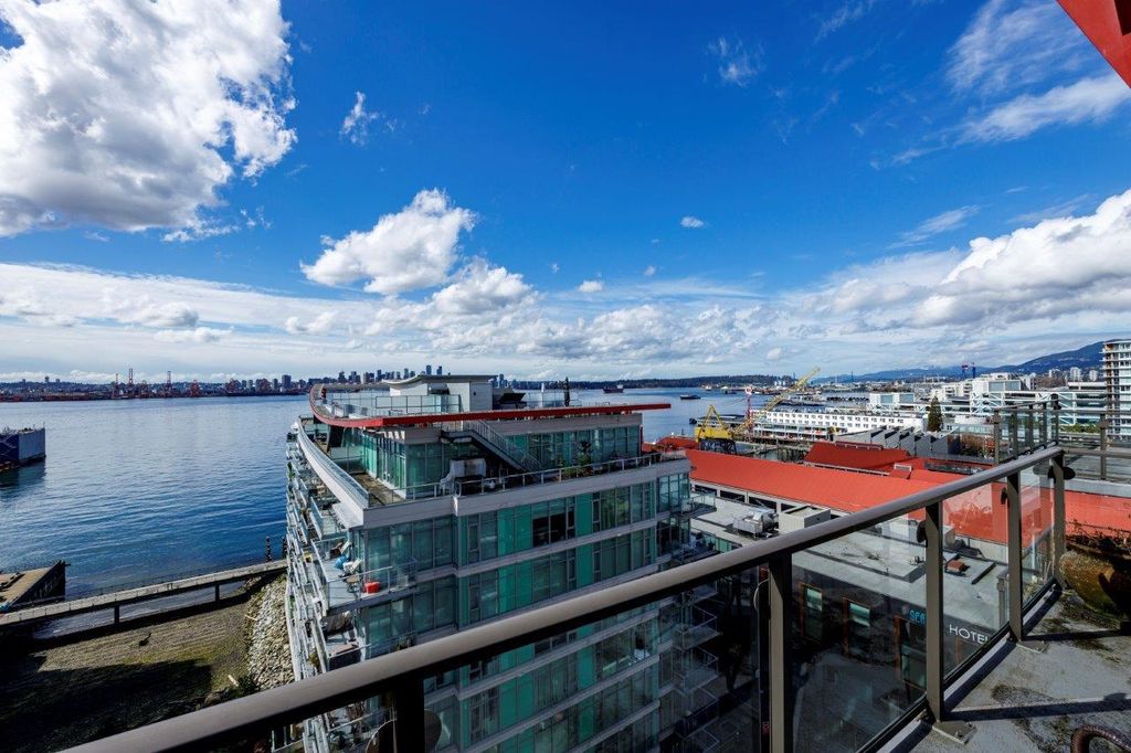 1204 162 Victory Ship Way North Vancouver, North Vancouver Condo for sale, MLS® R2982995