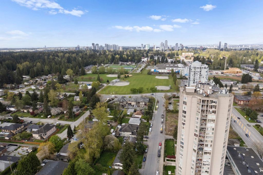 1205 14881 103a AVE Surrey, Surrey Condo for sale, MLS® R2992192