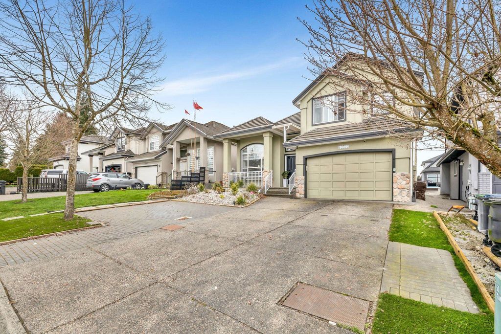 12572 62b AVE Surrey, Surrey Real Estate for sale, MLS® R2993004