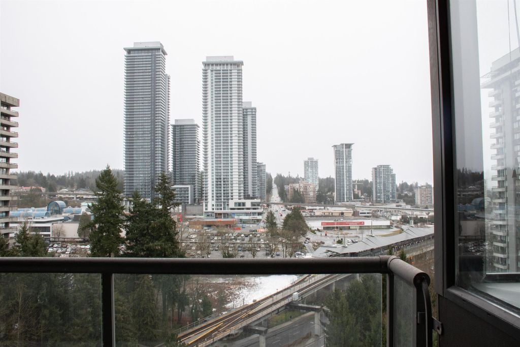 1301 3970 CARRIGAN CT, Burnaby Condo for sale, MLS® R2970566