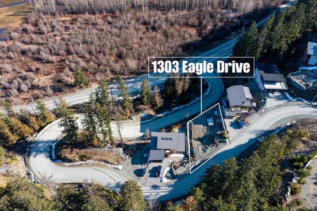 1303 Eagle DR Pemberton, Pemberton Real Estate for sale, MLS® R2956801