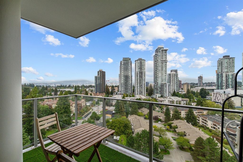 1309-13359 Old Yale RD Surrey, Surrey Condo for sale, MLS® R2961623