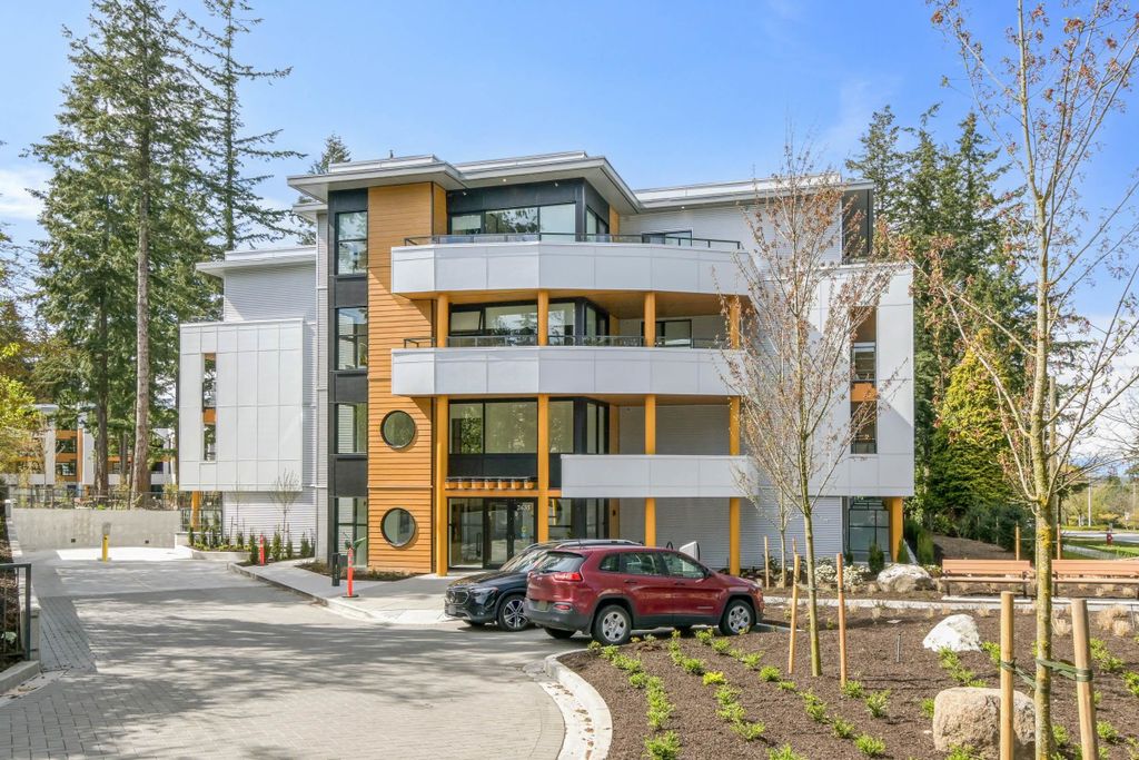 134 2635 King George BLVD Surrey, Surrey Condos for sale, MLS® R2994395