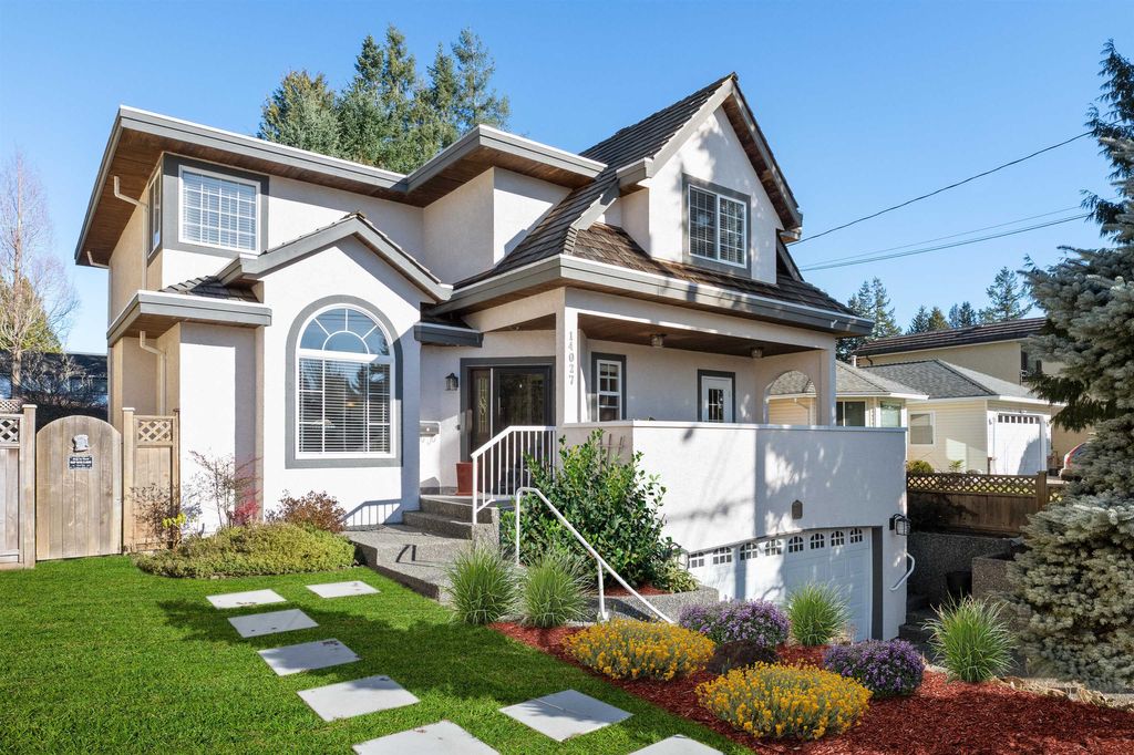 14027 Blackburn AVE White Rock, White Rock Houses for sale, MLS® R2969979