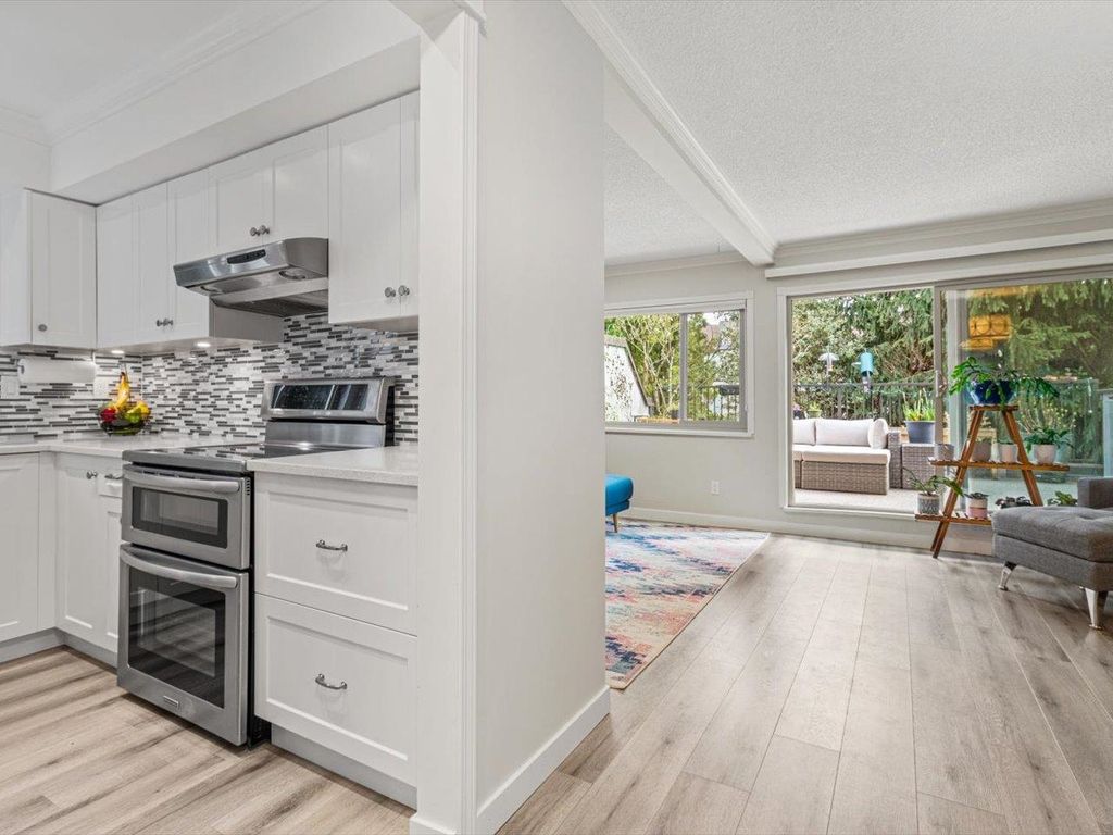 1483 Merklin ST White Rock, White Rock Houses for sale, MLS® R2980028