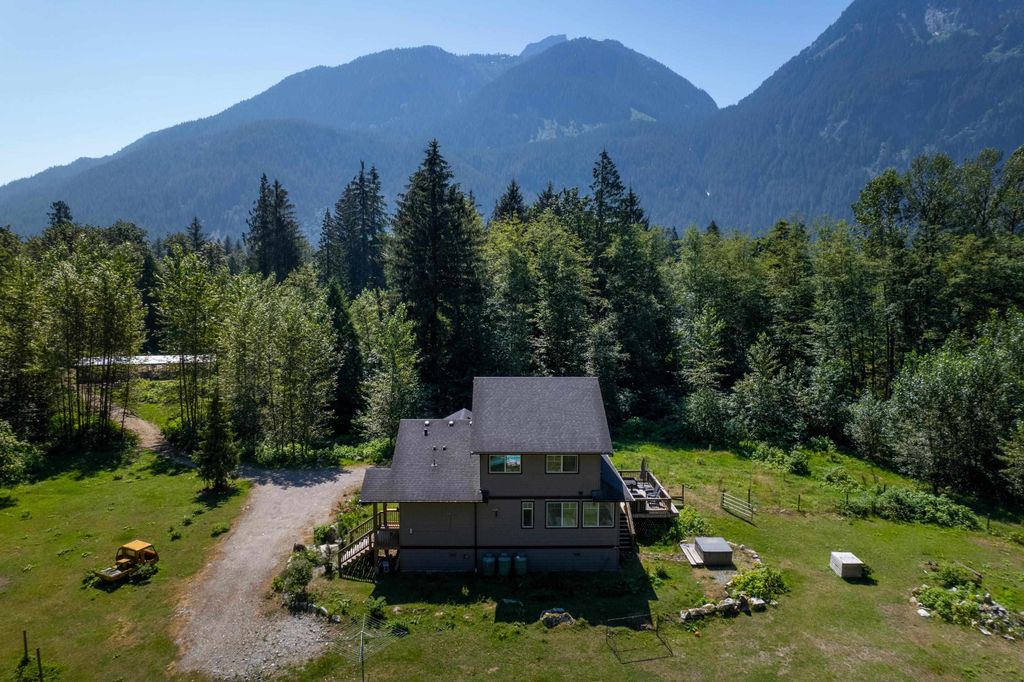 15060 SQUAMISH VALLEY RD, Squamish Houses for sale, MLS® R2853379