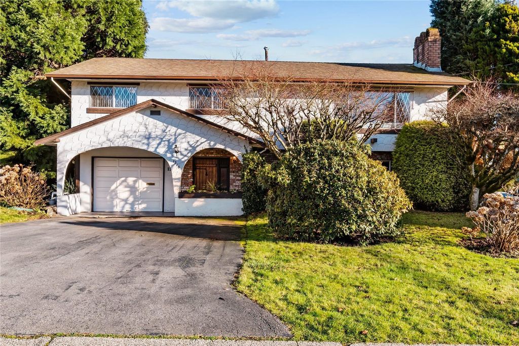 1518 Parker PL White Rock, White Rock Homes for sale, MLS® R2956431