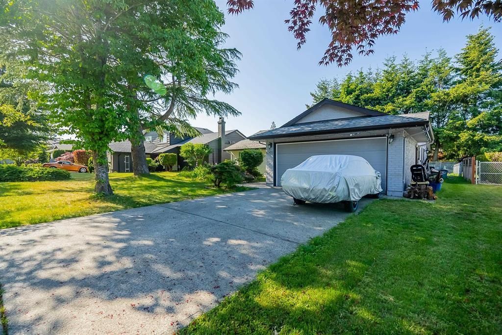 15491 Roper AVE White Rock, White Rock Houses for sale, MLS® R2953434