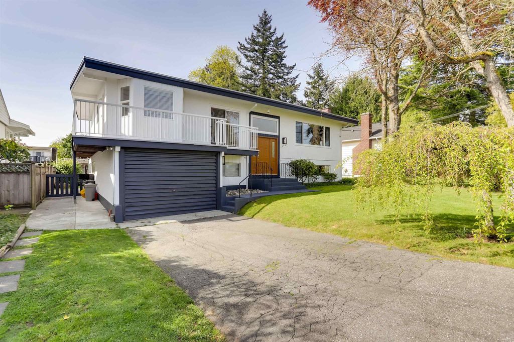15568 Thrift AVE White Rock, White Rock Real Estate for sale, MLS® R2994615