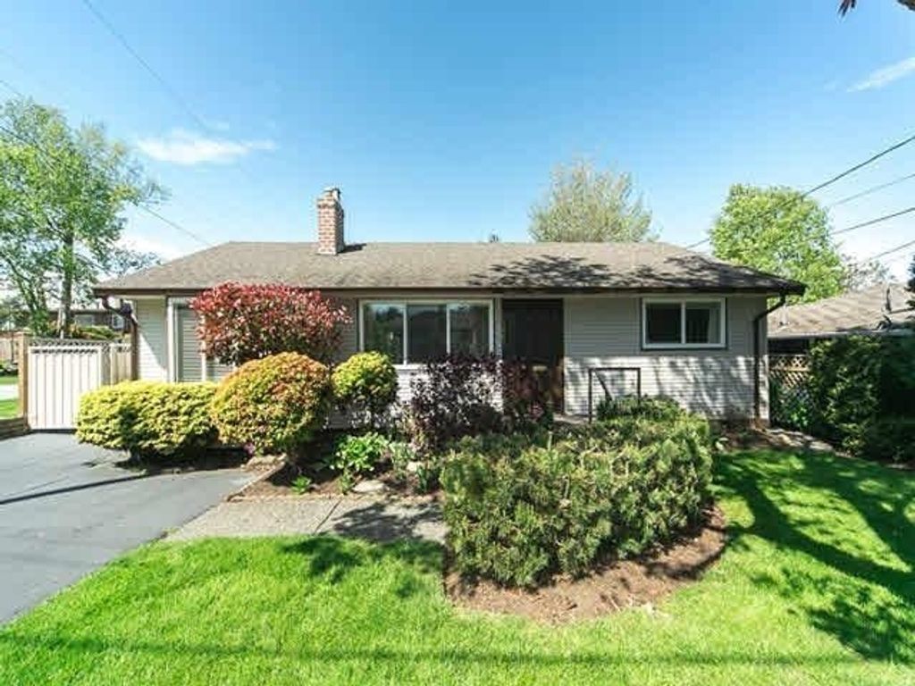 15661 Roper AVE White Rock, White Rock Homes for sale, MLS® R2956960
