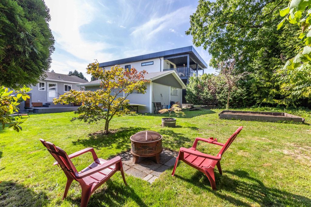 15873 Vine AVE White Rock, White Rock Home for sale, MLS® R2962405