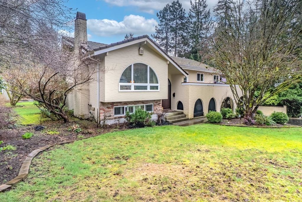 1630 Layton DR North Vancouver, North Vancouver Home for sale, MLS® R2976494
