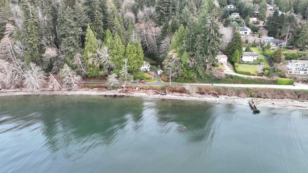 1730 Ocean Beach Esplanade Gibsons, Gibsons Real Estate for sale, MLS® R2952034