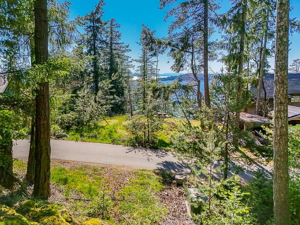 1795 Emily LN Bowen Island, Bowen Island Homes for sale, MLS® R2969074
