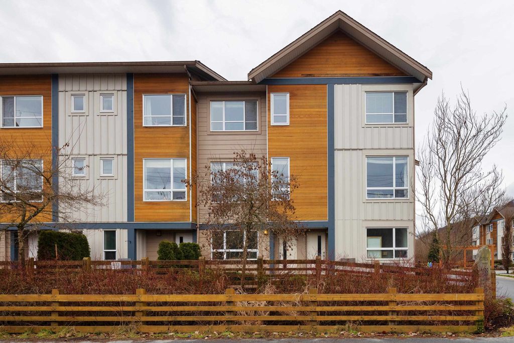 2 1188 Wilson Crescent Squamish, Squamish Homes for sale, MLS® R2977773