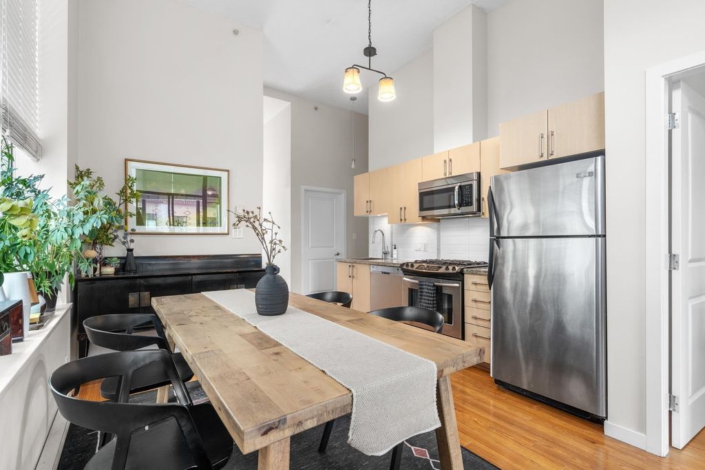 203 1068 W Broadway  Vancouver, Vancouver Apartment for sale, MLS® R2995842