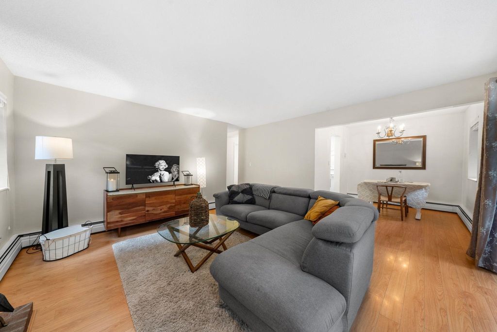 203 1355 Harwood ST Vancouver, Vancouver Apartments for sale, MLS® R2975920