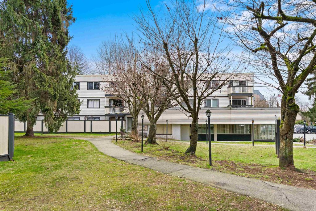 204 780 Premier ST North Vancouver, North Vancouver Condo for sale, MLS® R2992234