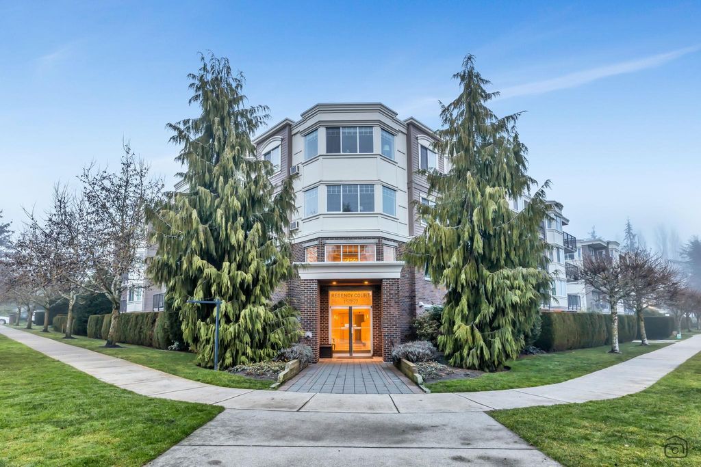 205-15357 Roper AVE White Rock, White Rock Condos for sale, MLS® R2953862