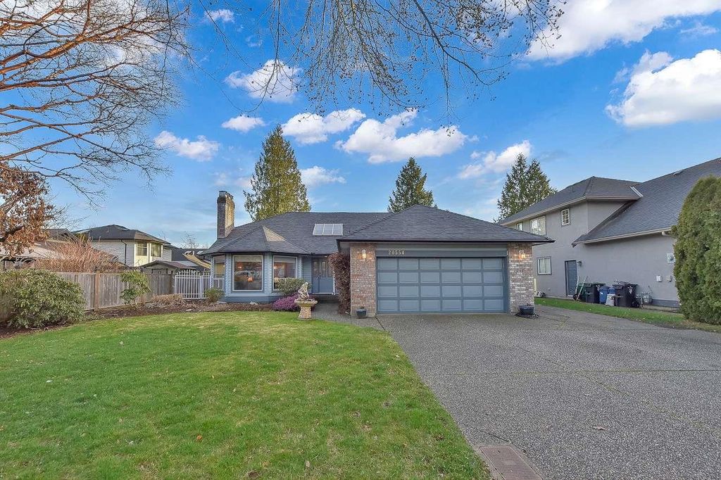20554 96b AVE Langley, Langley Home for sale, MLS® R2970688