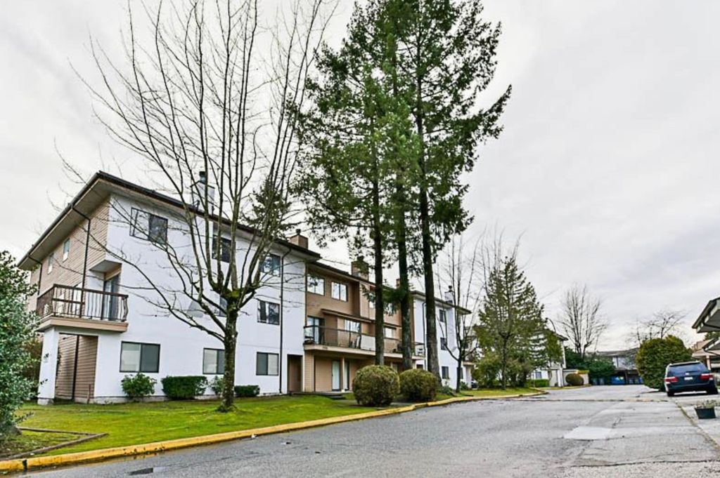 207 13316 71b AVE Surrey, Surrey Home for sale, MLS® R2990032