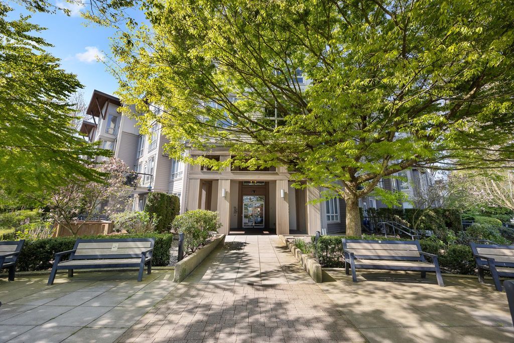 207 15988 26 AVE Surrey, Surrey Condos for sale, MLS® R2993813