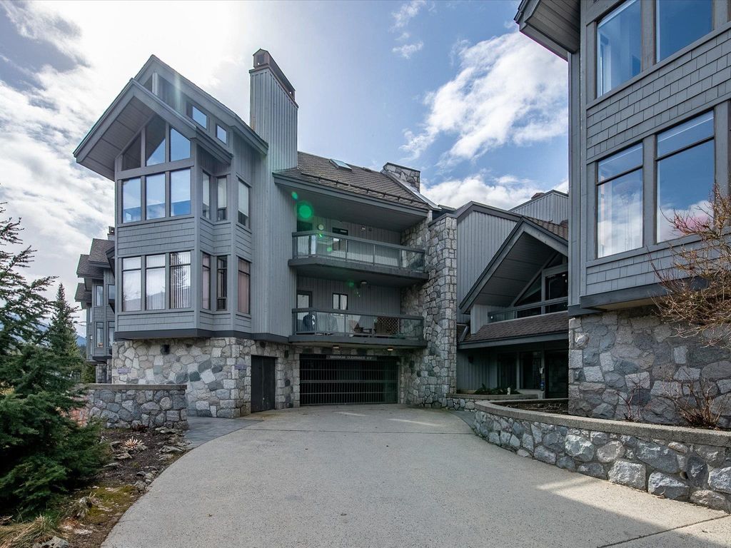 207 3212 Blueberry DR Whistler, Whistler Condo for sale, MLS® R2986015