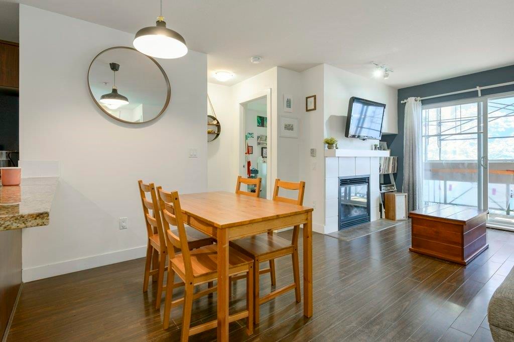 207 3240 St Johns ST Port Moody, Port Moody Condos for sale, MLS® R2995071