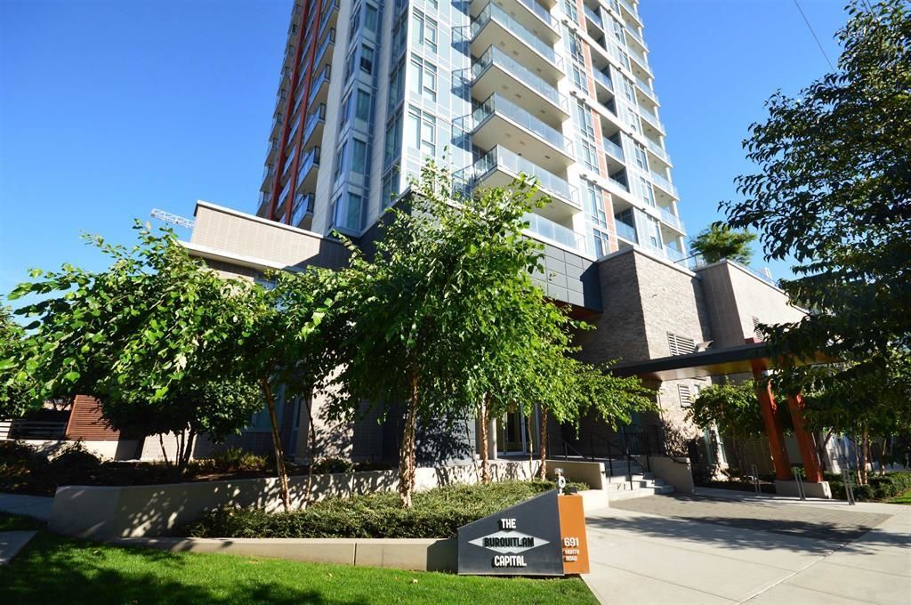 207 691 North RD Coquitlam, Coquitlam Condos for sale, MLS® R2992590