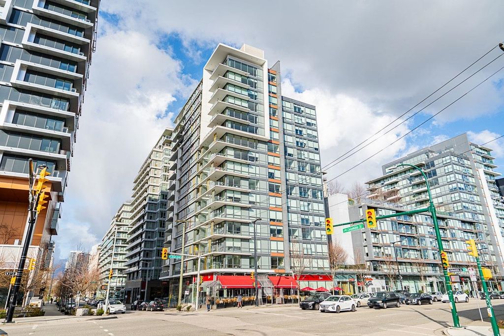 209 1788 Columbia ST Vancouver, Vancouver Condo for sale, MLS® R2974059