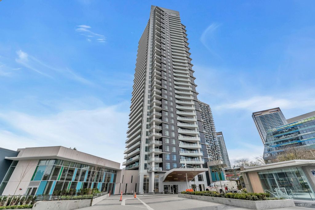 2103-9887 Whalley BLVD Surrey, Surrey Apartment for sale, MLS® R2970657