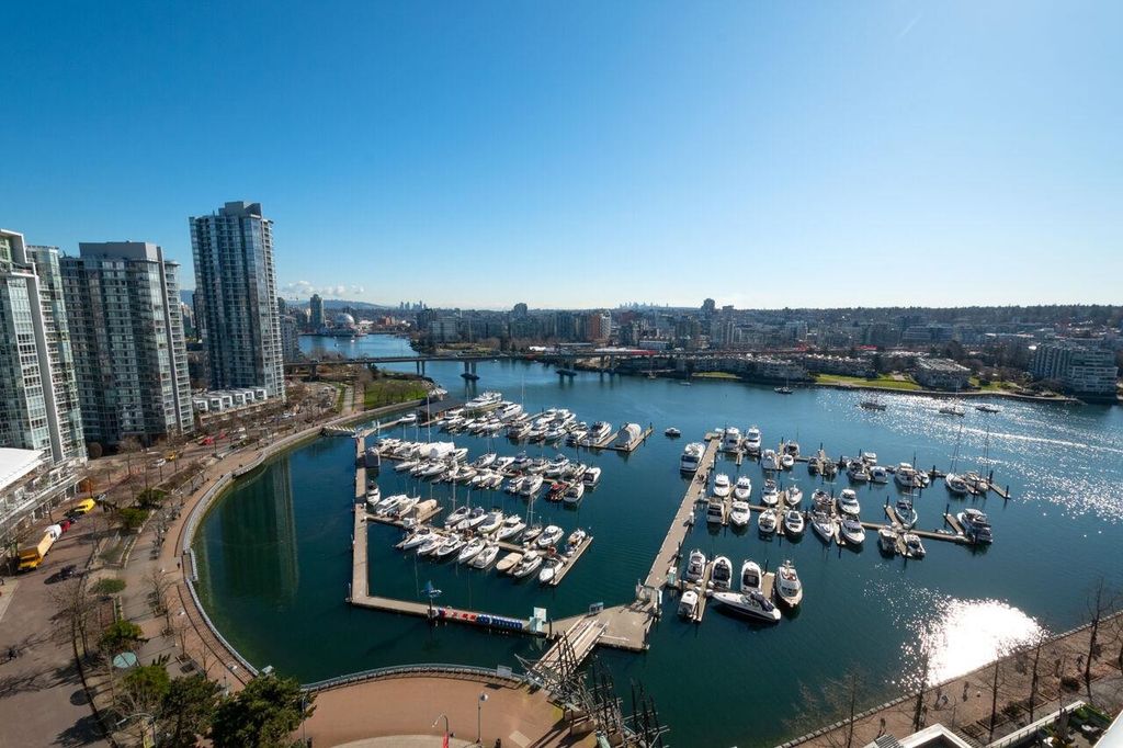 2105-1201 Marinaside Crescent Vancouver, Vancouver Condos for sale, MLS® R2976573