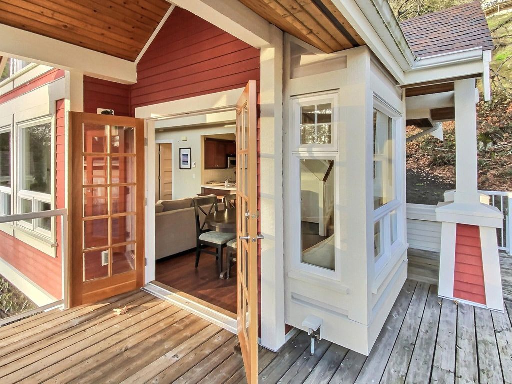 21D 2315 Mackinnon RD Pender Island, Pender Island Real Estate for sale, MLS® R2978460