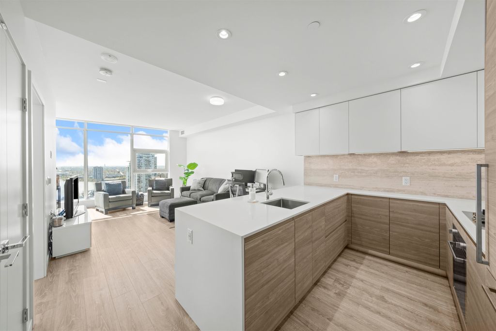 2202 680 Quayside DR New Westminster, New Westminster Apartment for sale, MLS® R2992679